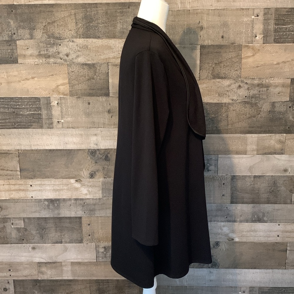 Frumos Waterfall Jacket - Picture 3 of 16